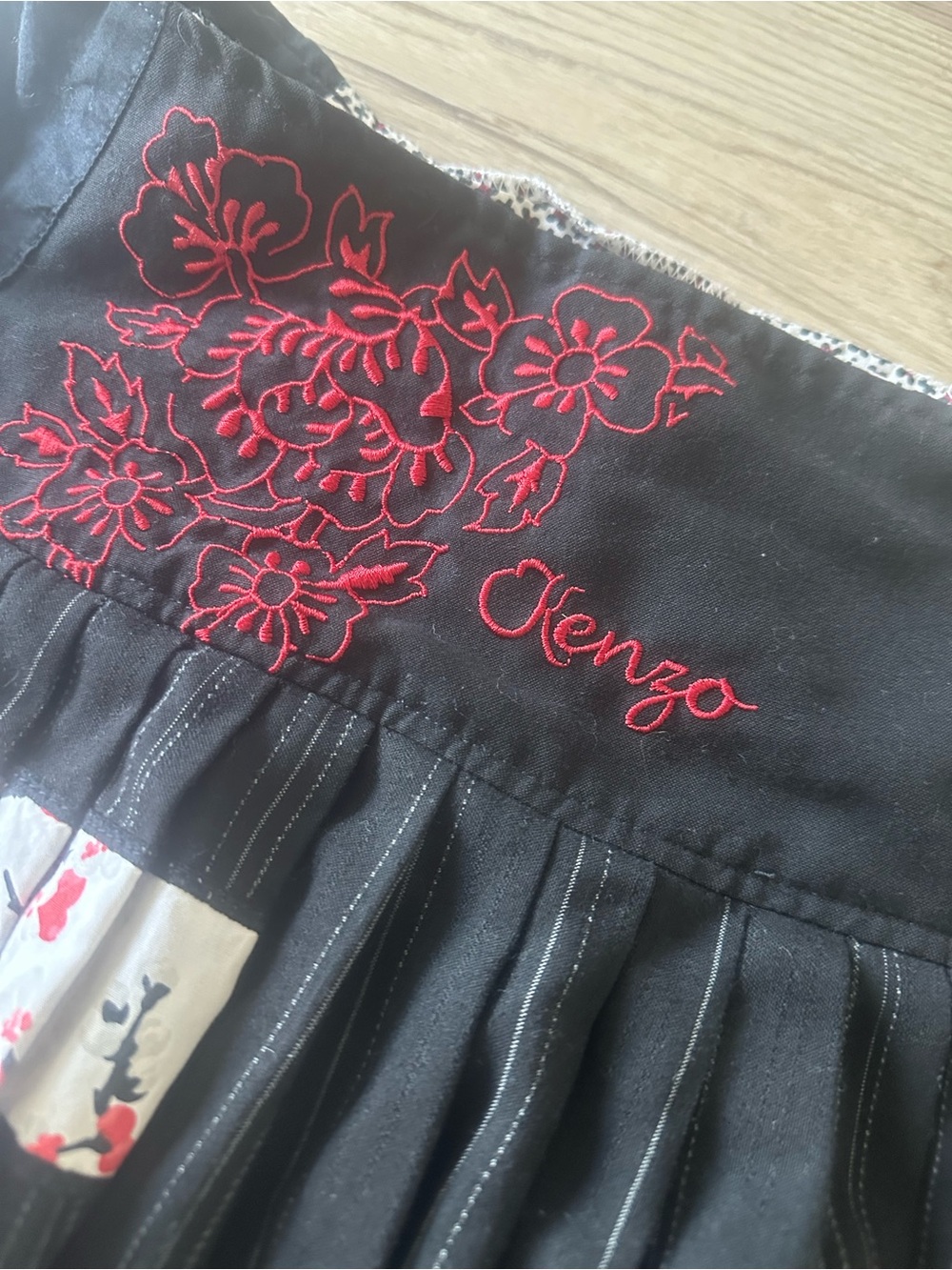 Kenzo Black Mini Skirt with Red Floral Embroidery and White Inset - Picture 2 of 5